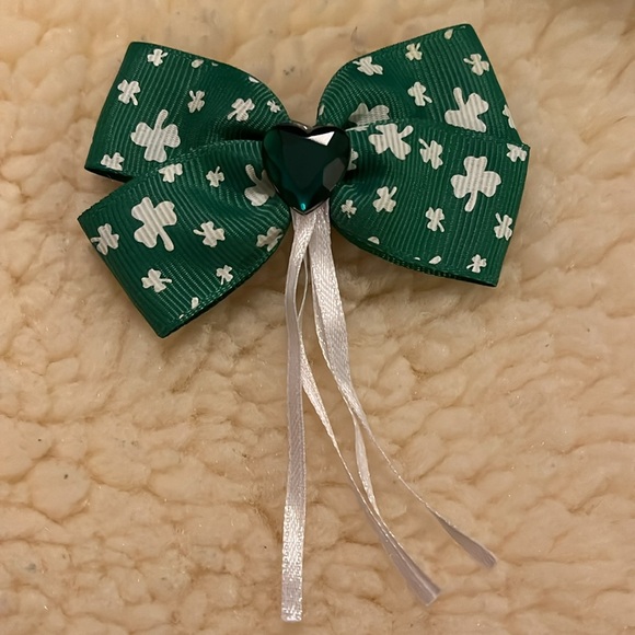 Green & White Irish Brooch - Picture 17 of 17